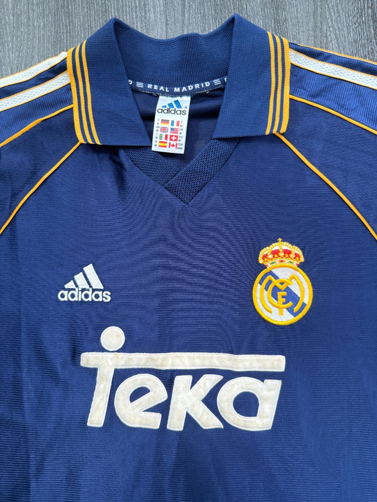Original Authentic Adidas Real Madrid 1998/1999 Third Shirt RAUL 7 Mens Medium2