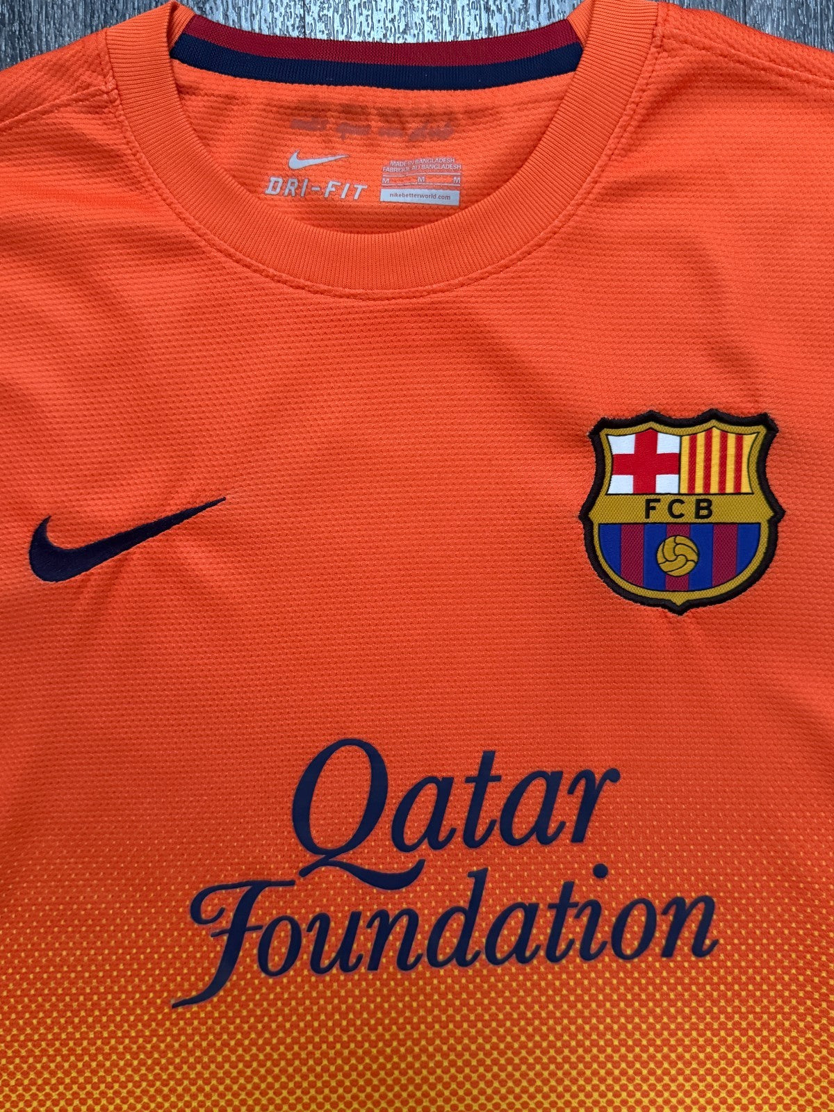 Original Nike Barcelona 2012/2013 Away Shirt Mens Medium1