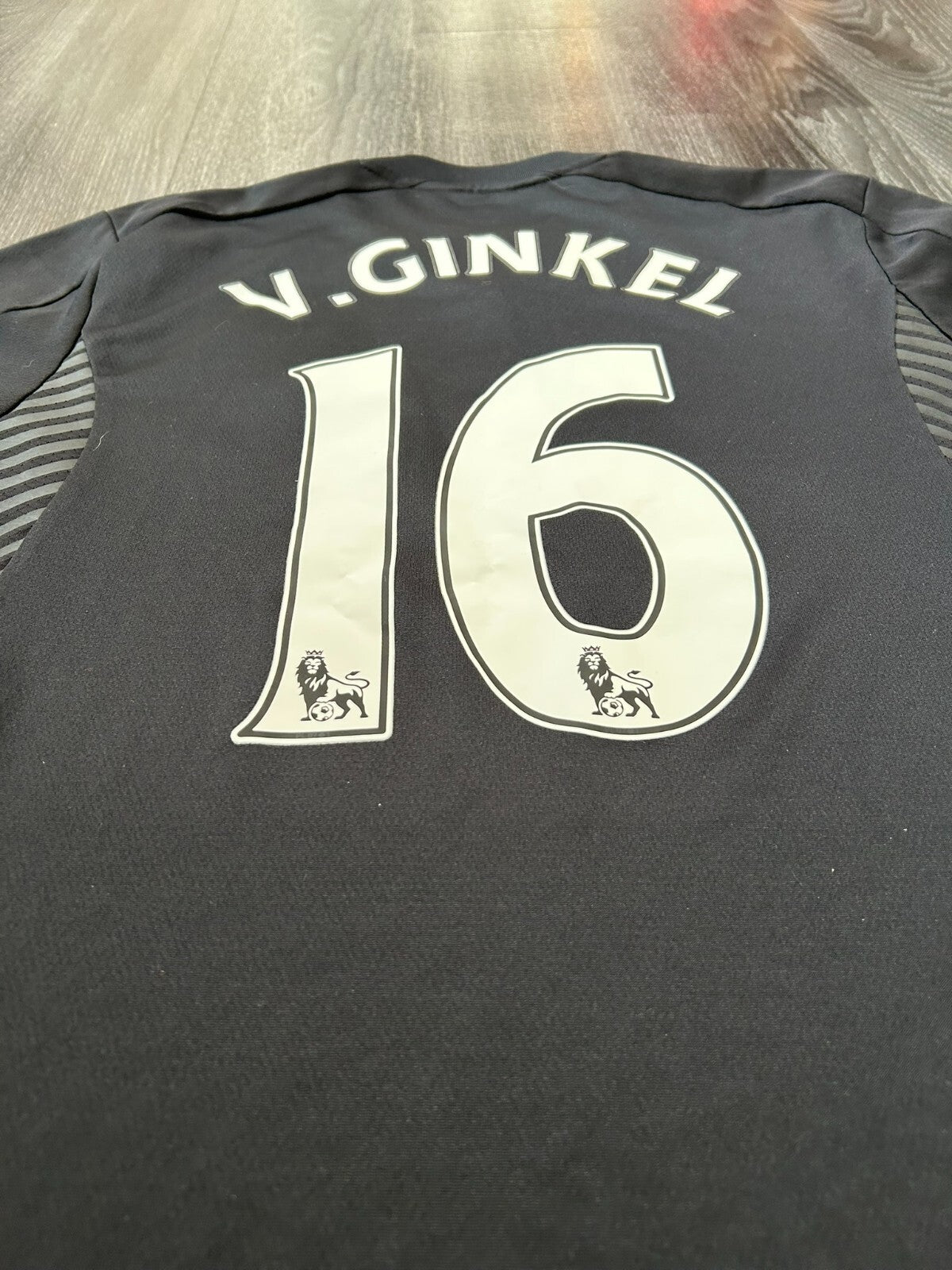 Original Authentic Adidas Chelsea 2013/2014 Third Shirt Van Ginkel 16 Men Medium18