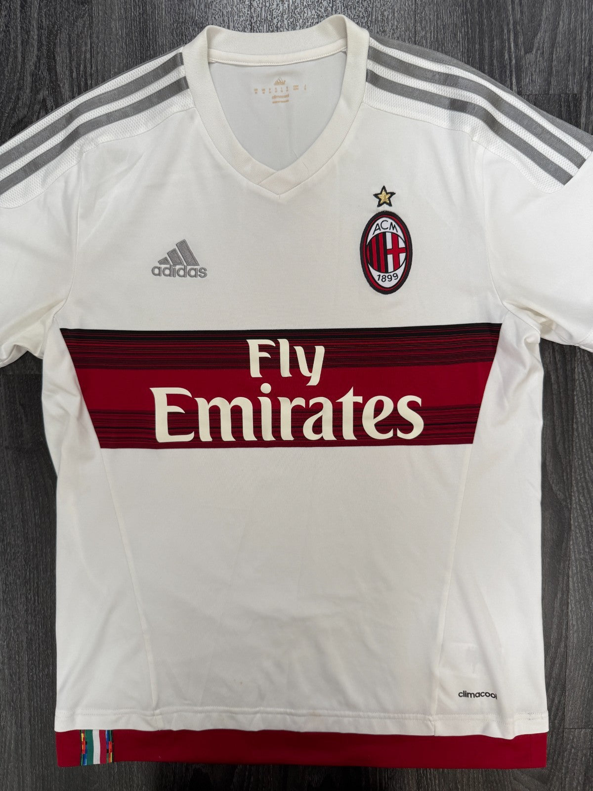 Original Authentic Adidas AC Milan 2015/2016 Away Shirt Mens Medium0