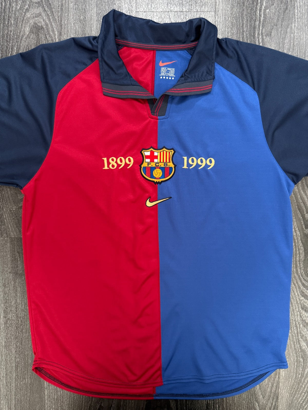 Original Nike Barcelona 1999/2000 Home Shirt Mens Medium0