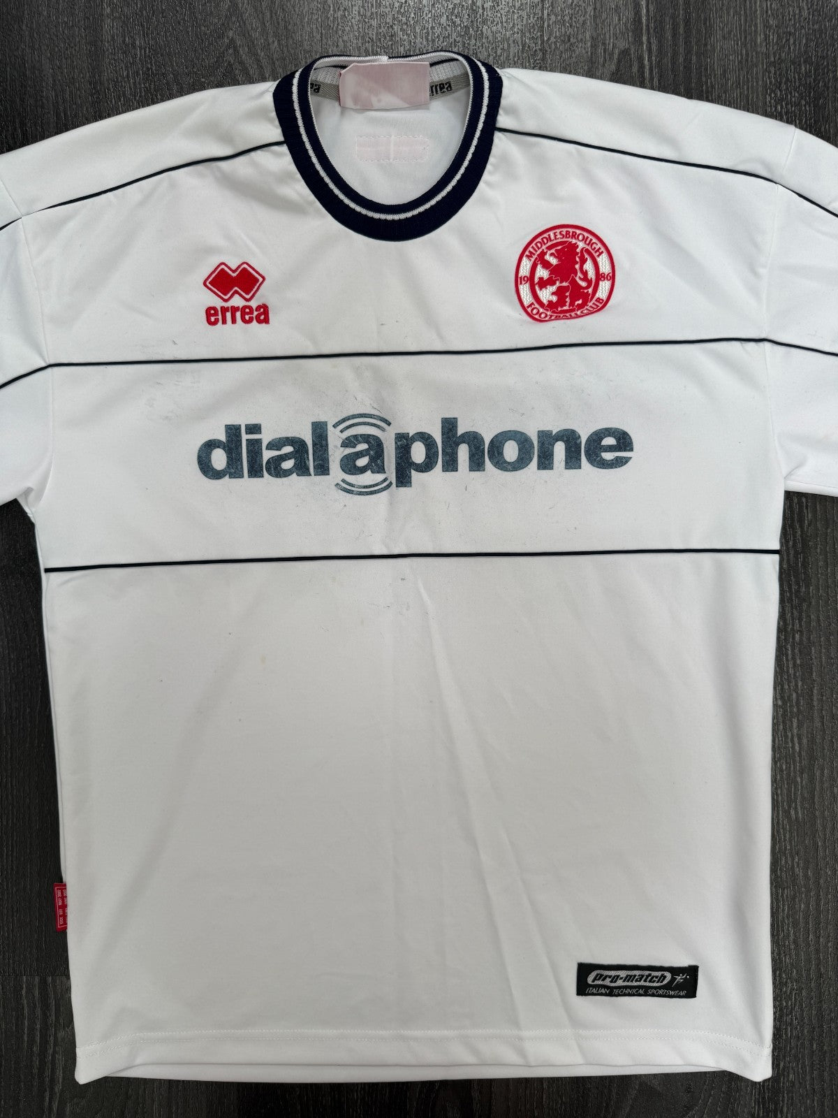 Original Errea Middlesbrough 2002/2003 Away Shirt Mens Medium0