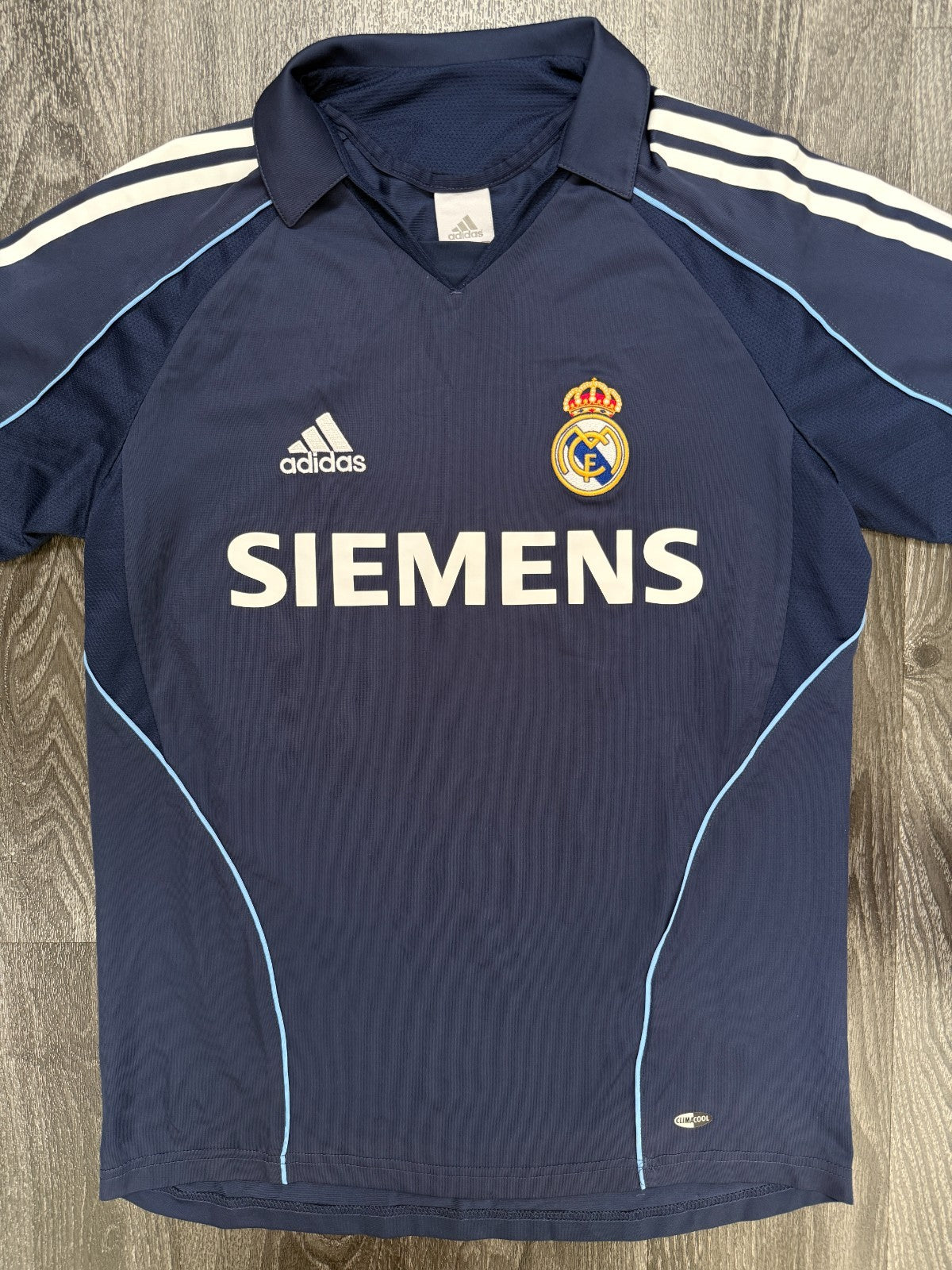Original Authentic Adidas Real Madrid 2005/2006 Home Shirt Mens Small0