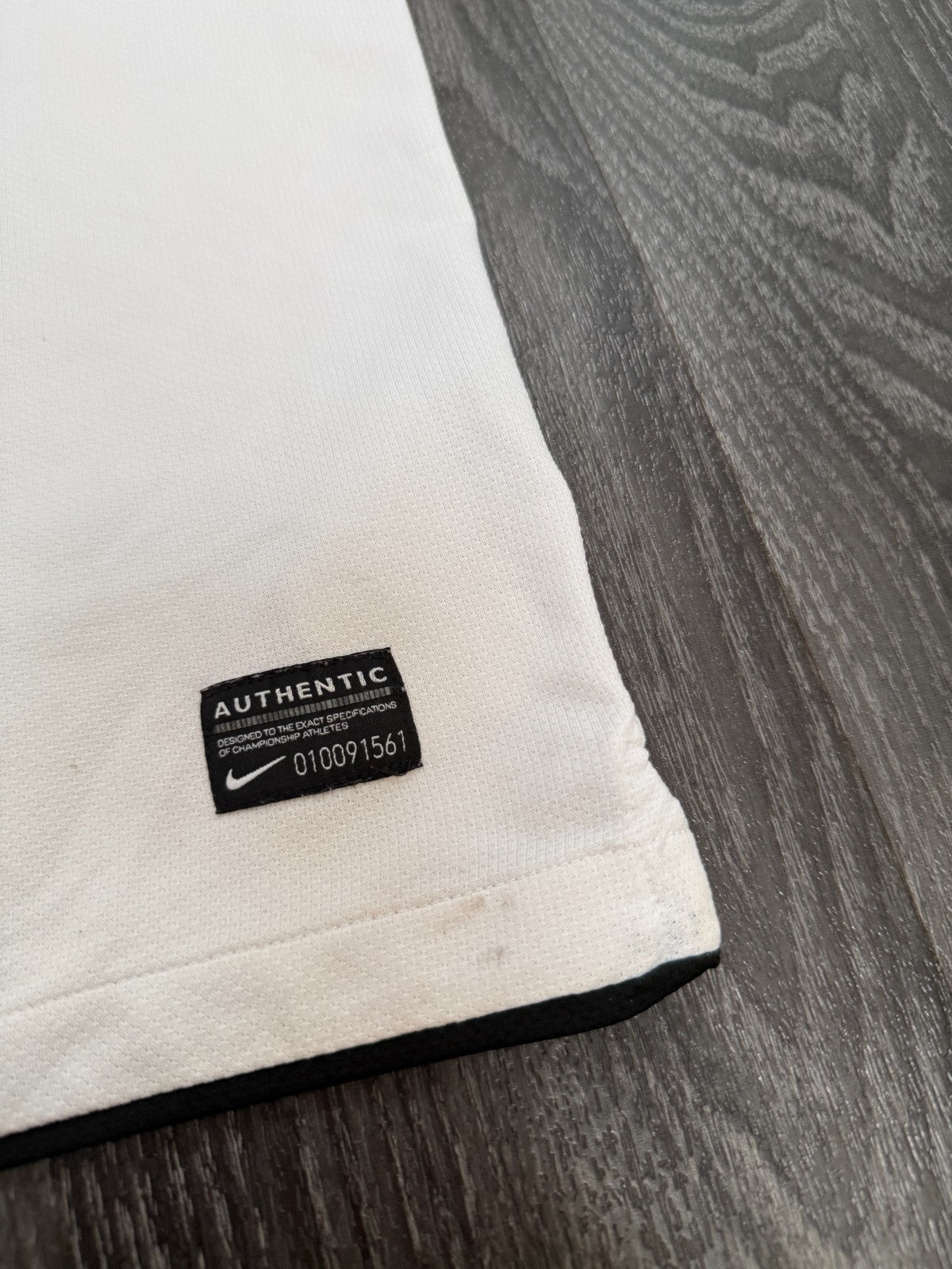 Original Authentic Nike Manchester United 2010/2011 Away Shirt Mens Large6