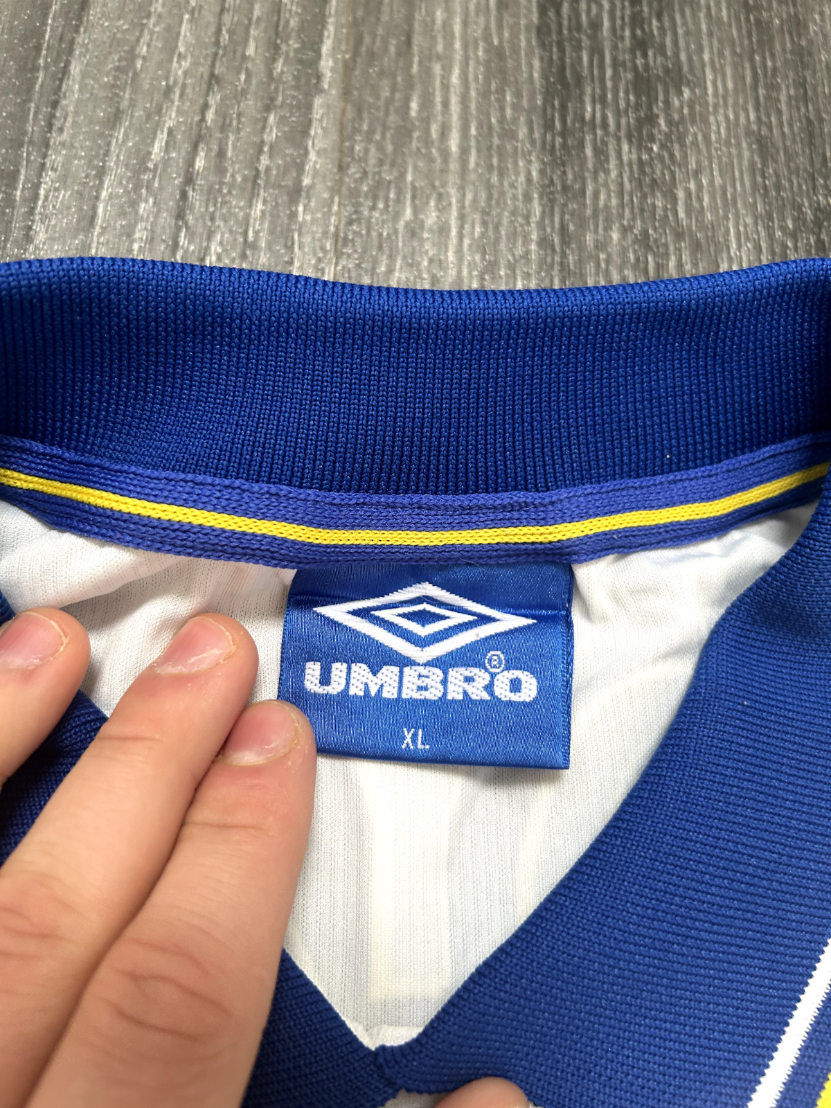 Original Authentic Umbro Chelsea 1998/1999 Away Shirt Poyet 8 Mens Extra Large10