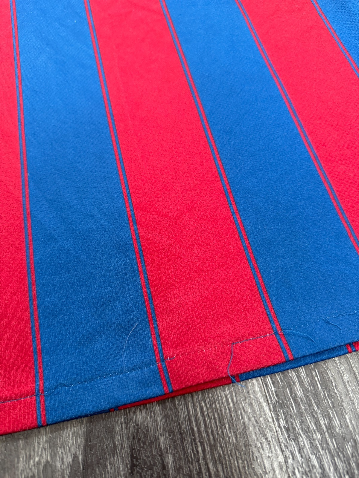 Original Authentic Nike Barcelona 2009/2010 Home Shirt Mens Small7