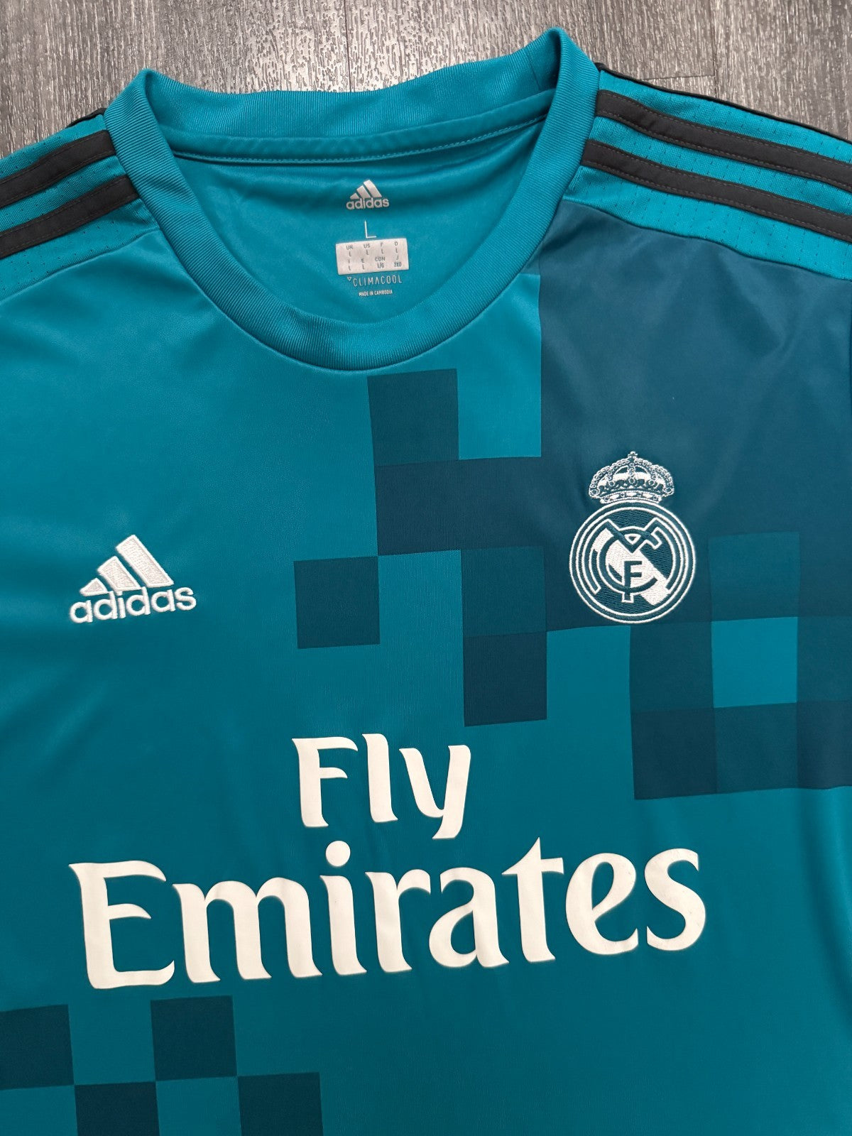 Original Adidas Real Madrid 2017/2018 Third Shirt Mens Large L1