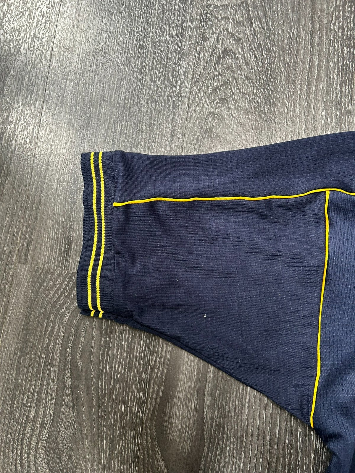 Original Authentic InHouse Southampton 1999/2000 Away Shirt Mens Extra Large2