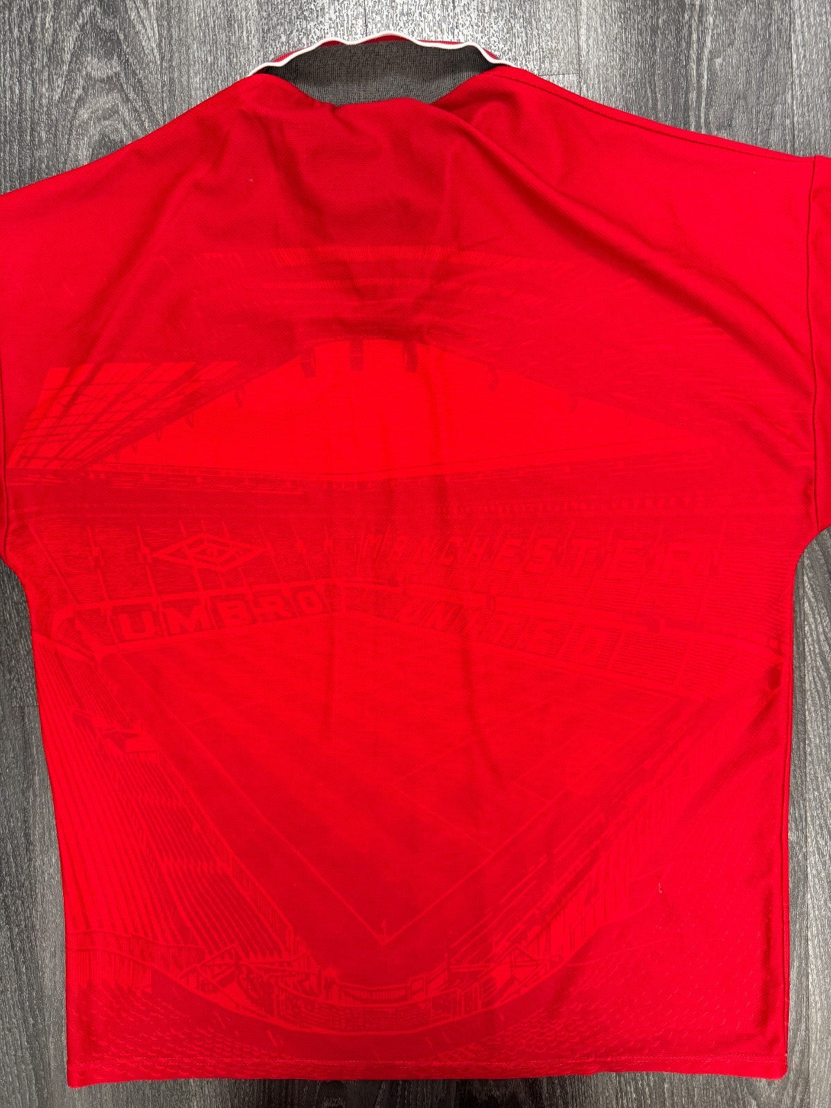 Original Authentic Umbro Manchester United 1994/1995 Home Shirt Mens XL7