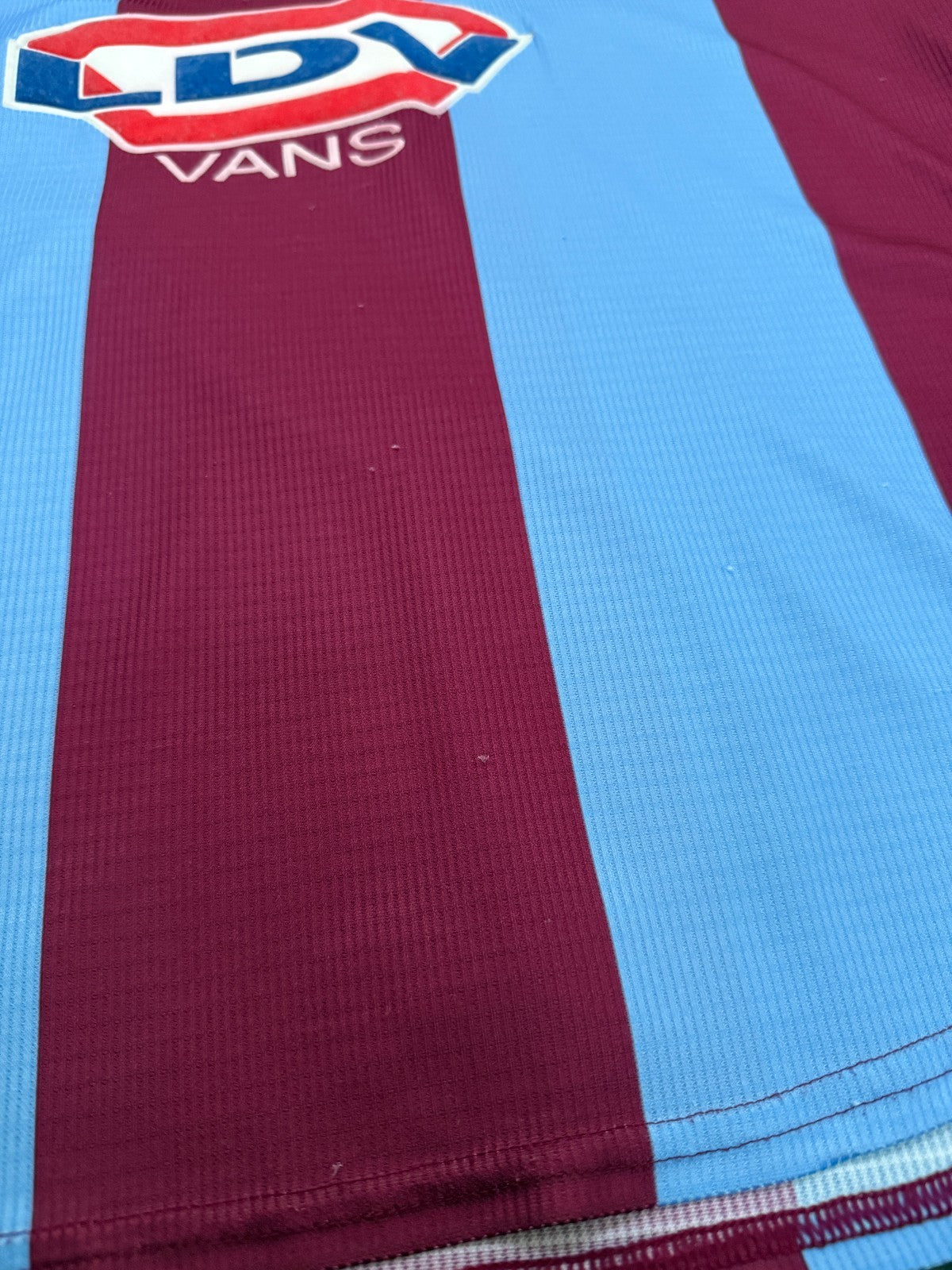 Original Reebok Aston Villa 1999/2000 Home Shirt Mens Medium M6