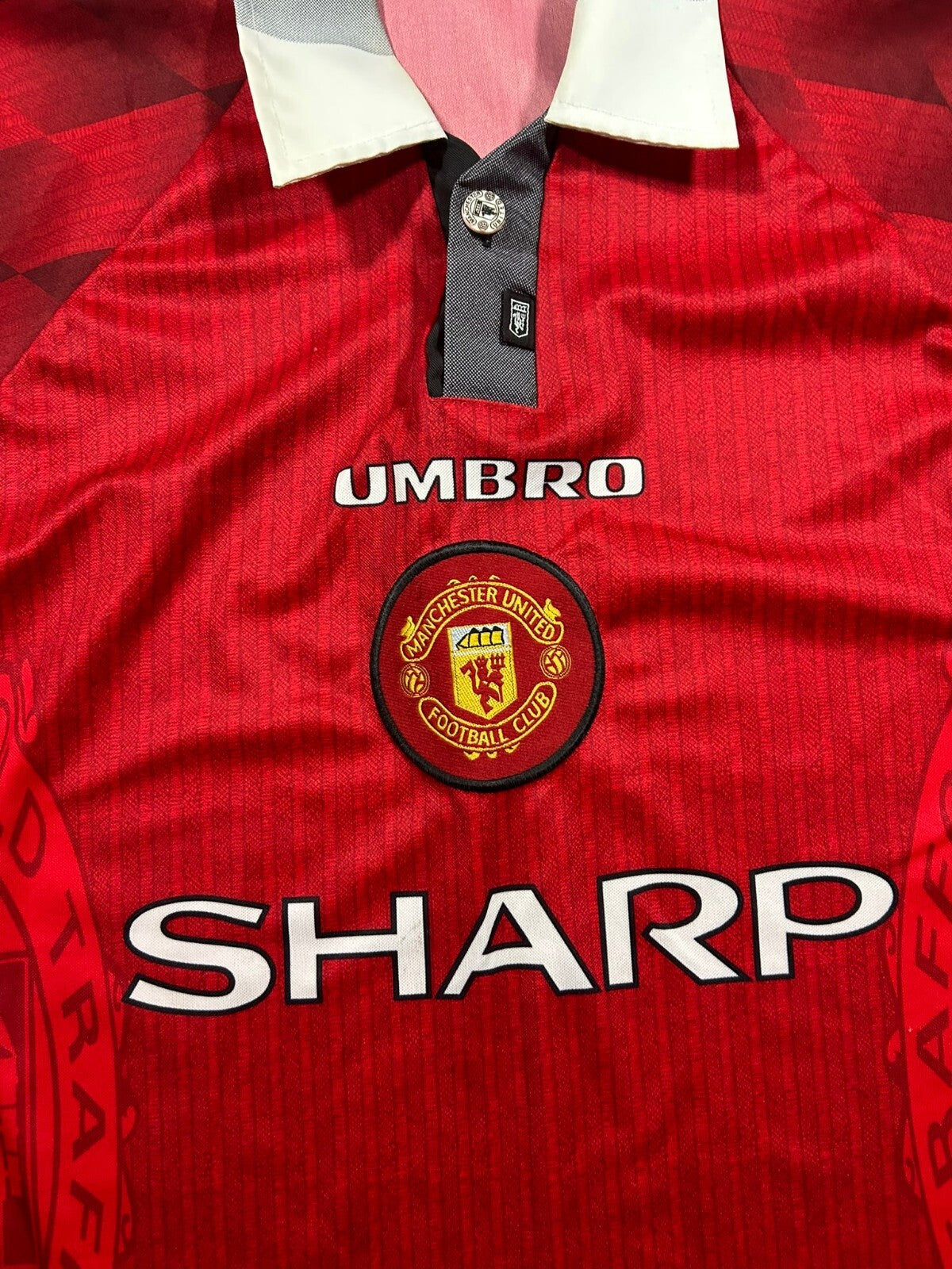 MINT Original Authentic Umbro Manchester United 1996/1997 Home Shirt Mens XL2