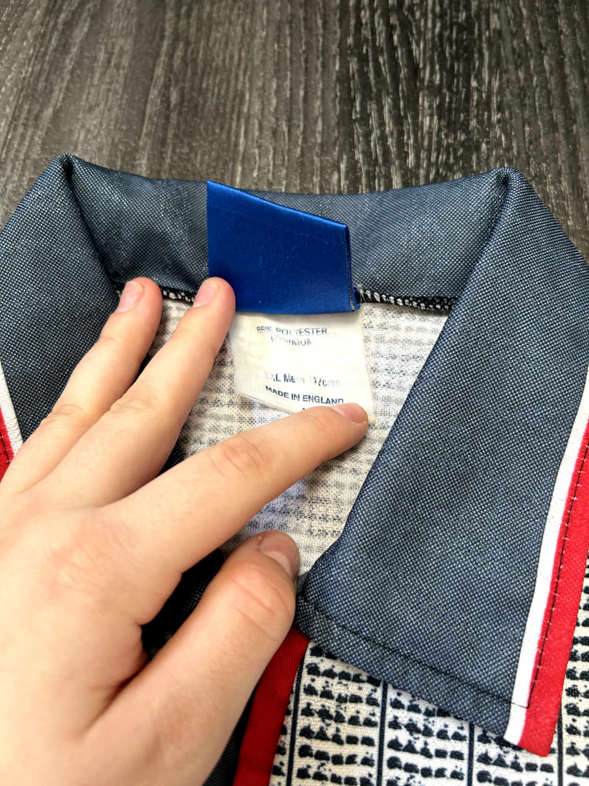 Original Authentic Umbro Manchester United 1995/1996 Away Shirt 2XL Mens3