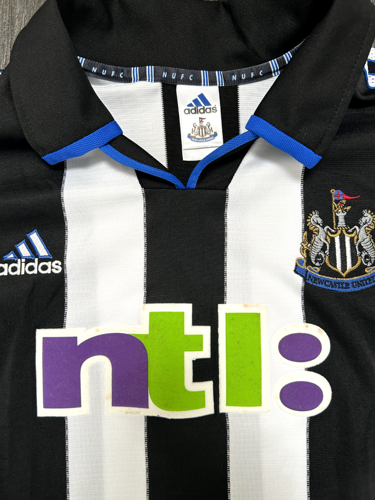 Authentic Adidas Newcastle United 2000/2001 Home Shirt Long Sleeve Mens Large1