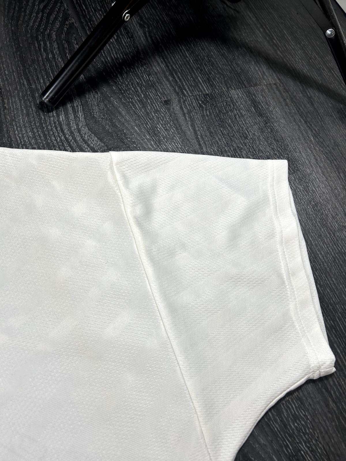 Original Authentic Umbro Manchester United 1996/1997 Away Shirt Mens Large3