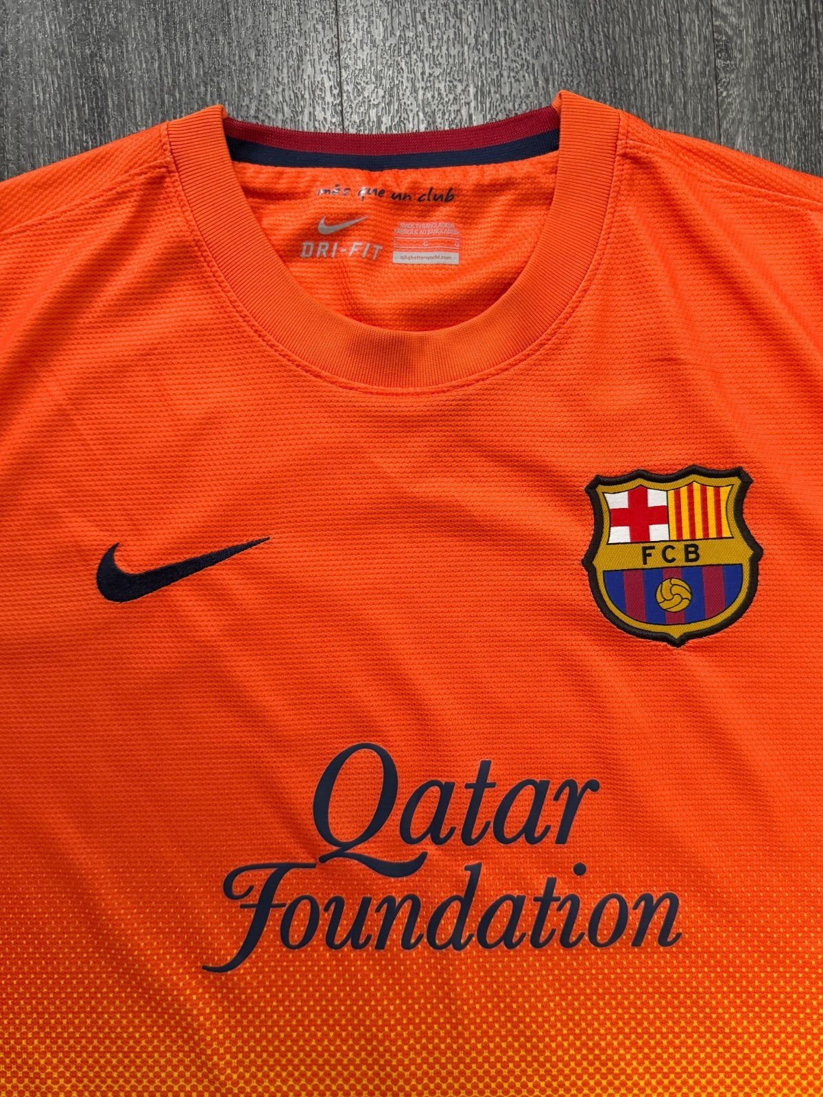 Original Authentic Nike Barcelona 2012/2013 Away Shirt Mens Large1