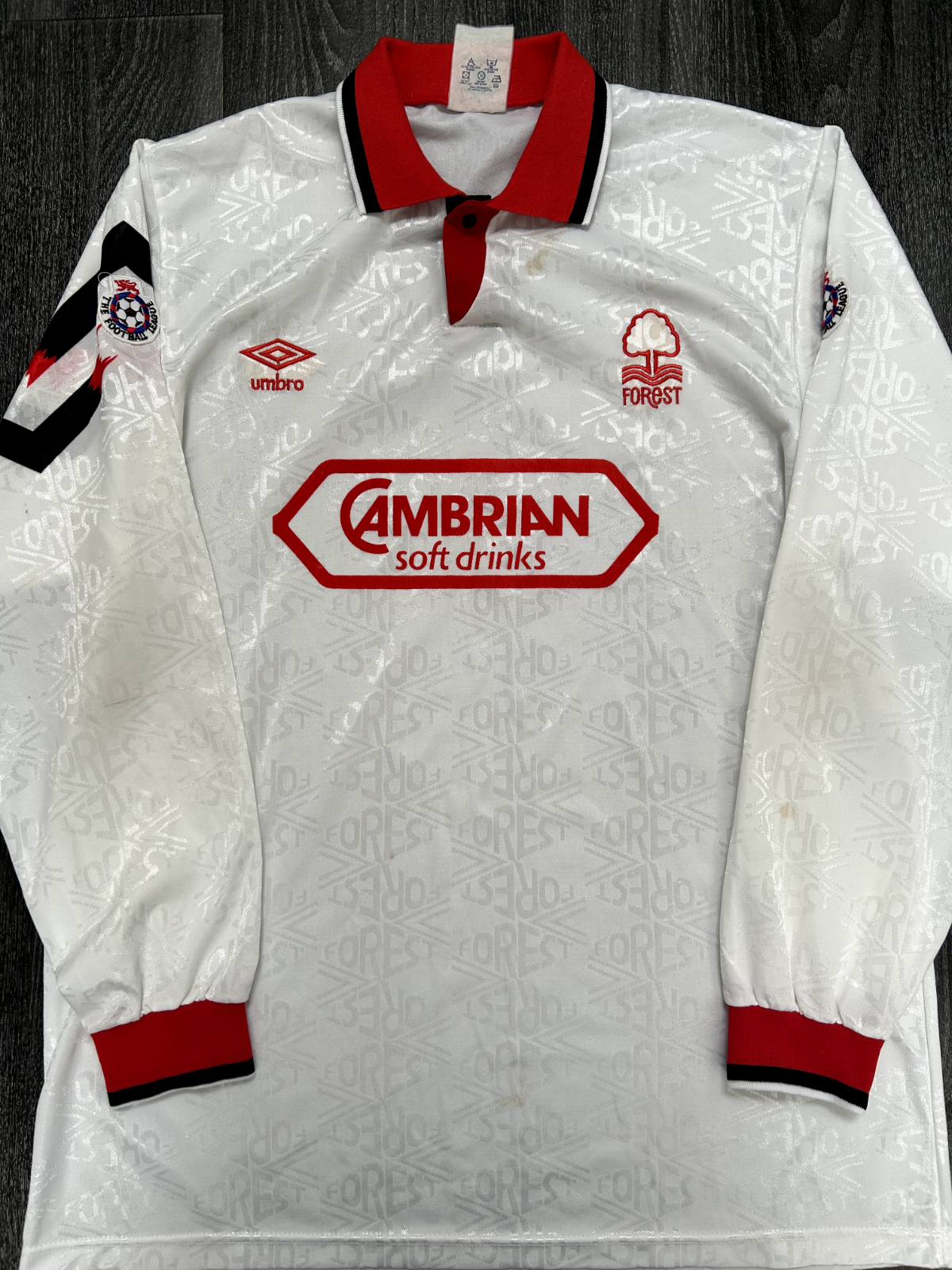 Authentic Umbro Nottingham Forest 1991/1992 Away Shirt Long Sleeve Mens Large0