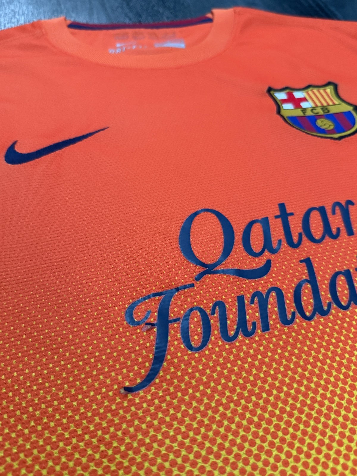Original Nike Barcelona 2012/2013 Away Shirt Mens Medium3