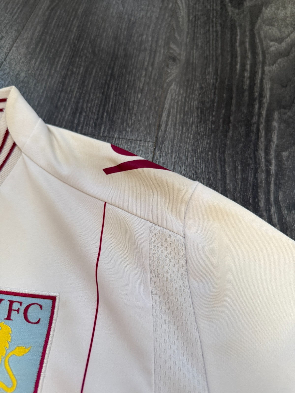 Original Authentic Macron Aston Villa 2014/2015 Away Shirt Mens 3XL XXXL4