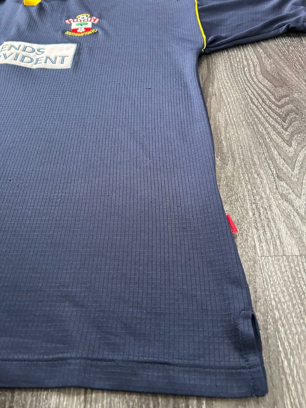 Original Authentic InHouse Southampton 1999/2000 Away Shirt Mens Extra Large5