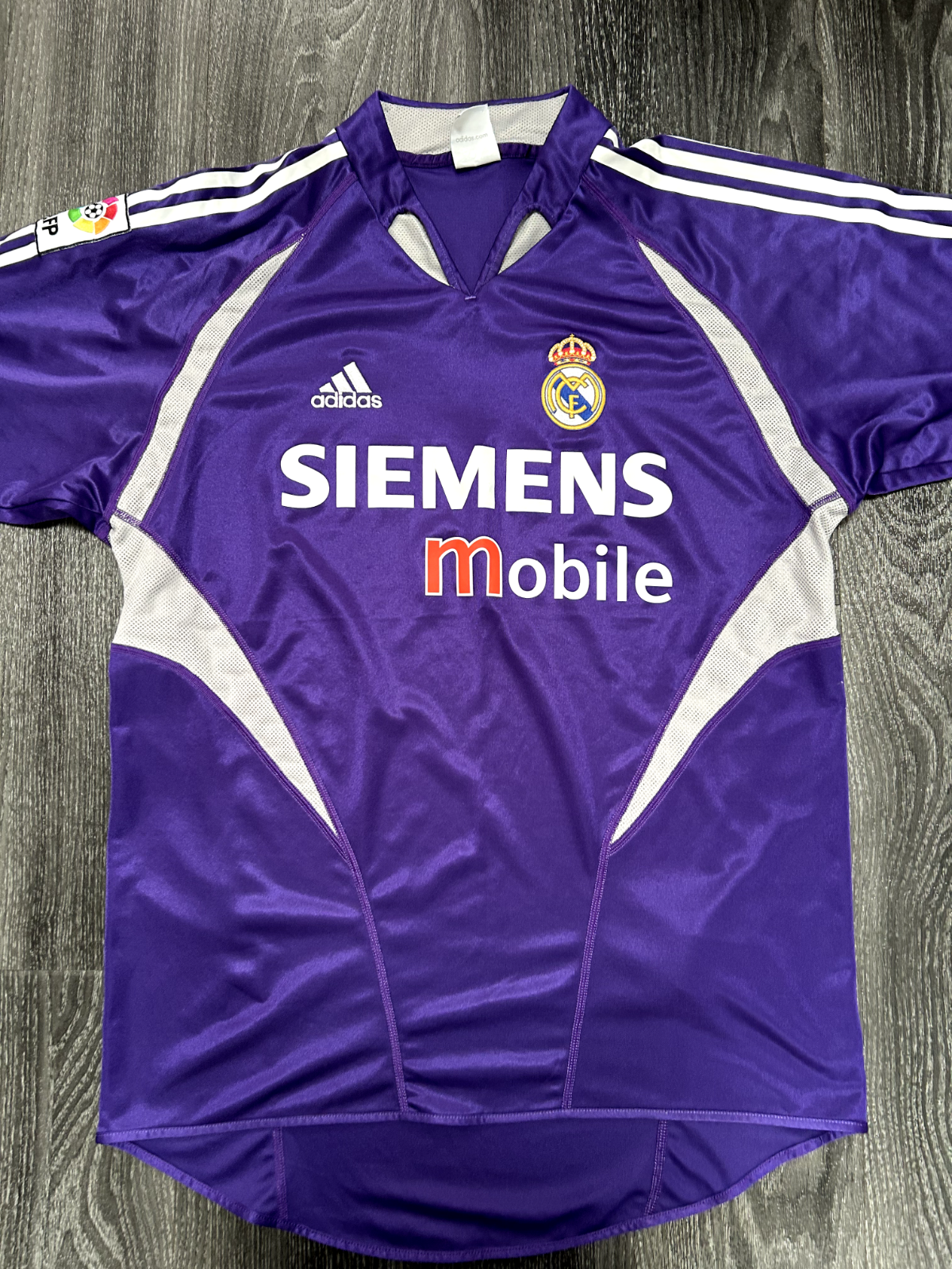 Original Authentic Adidas Real Madrid 2004/2005 Goalkeeper Shirt Mens Small0